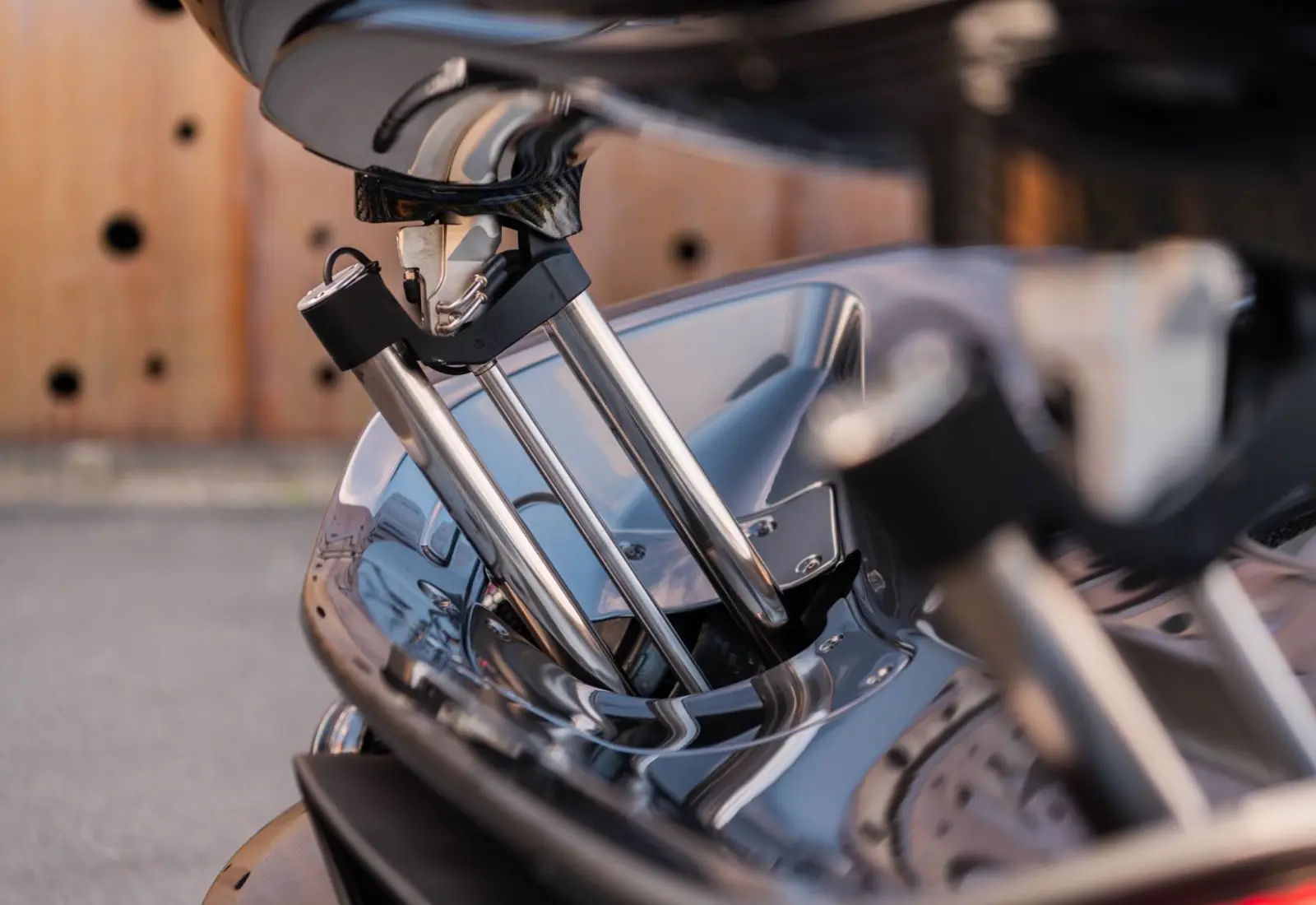 McLaren P1 * MSO * FULL CARBON * LIFT * MERIDIAN * 1 OF 375 *  - 125501