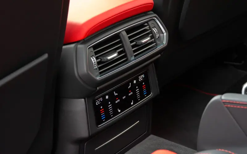 Lamborghini Urus 4.0 V8 * HUD * Pano * B&amp;O * ACC * Massage * 4-Sitz *  - 114703