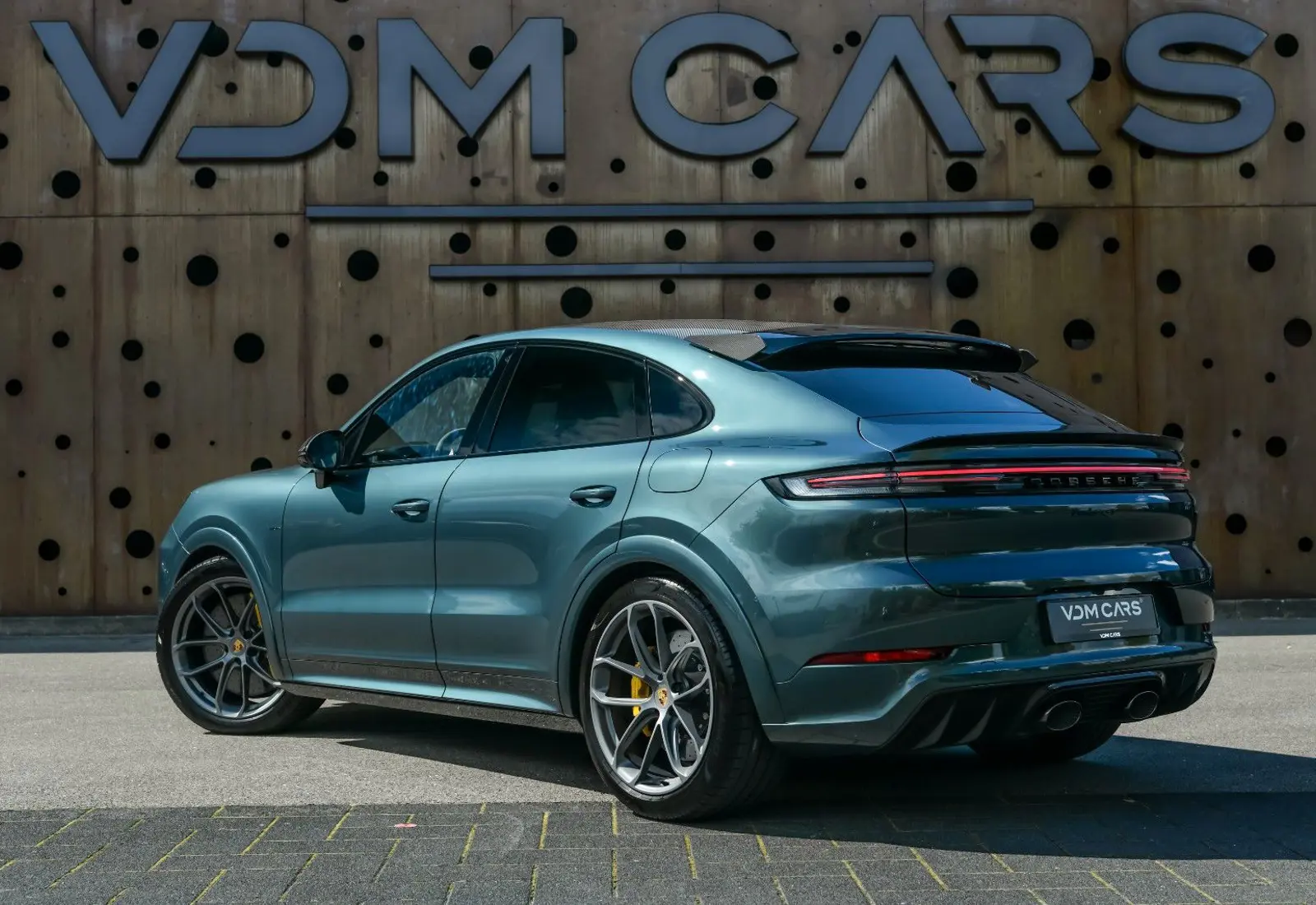 Porsche Cayenne Coupe Turbo E-Hybrid * PTS * CARBON * 18-WEG *  - 115795
