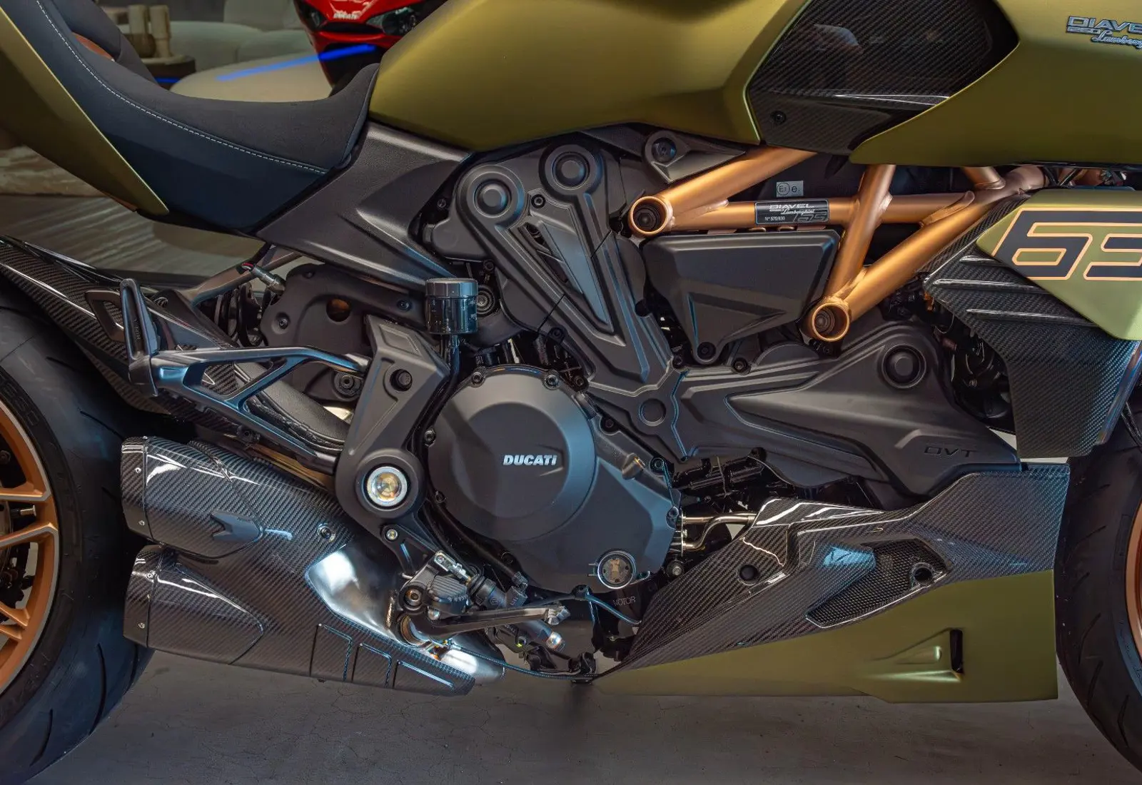 Ducati 1260 S Diavel Lamborghini * 1/630 * SAMMLERSTUCK *  - 112929
