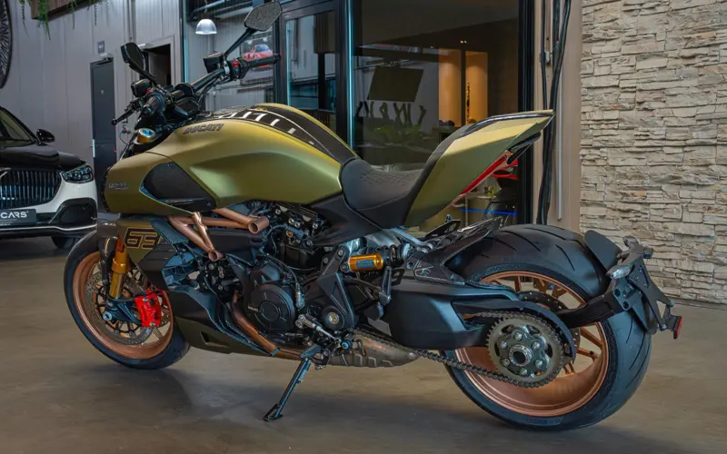 Ducati 1260 S Diavel Lamborghini * 1/630 * SAMMLERSTUCK *  - 112942
