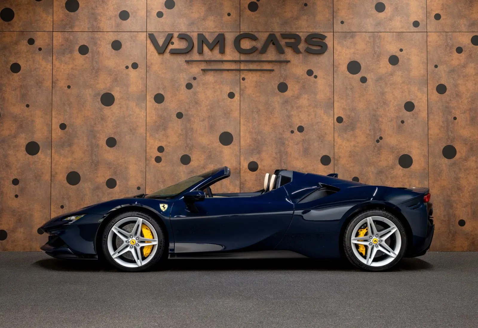 Ferrari SF90 Spider * LIFT * L-RACESEATS * CAMERA *  - 110669