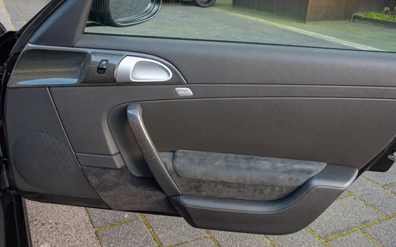 Porsche 911 GT3 RS * ONLY 2.300KM! * PCCB * PASM * CLUBSPORT *  - 126900