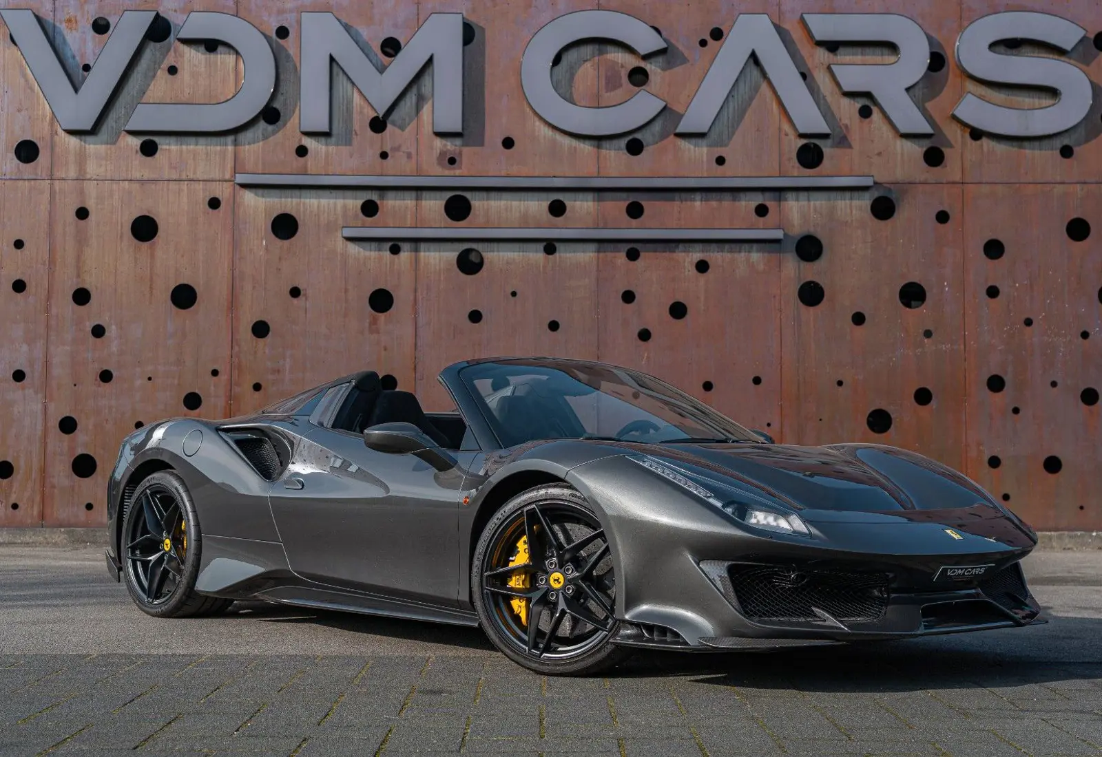 Ferrari 488 Pista Spider * CARBON 12X * 635KM * NEW SERVICE *  - 133203