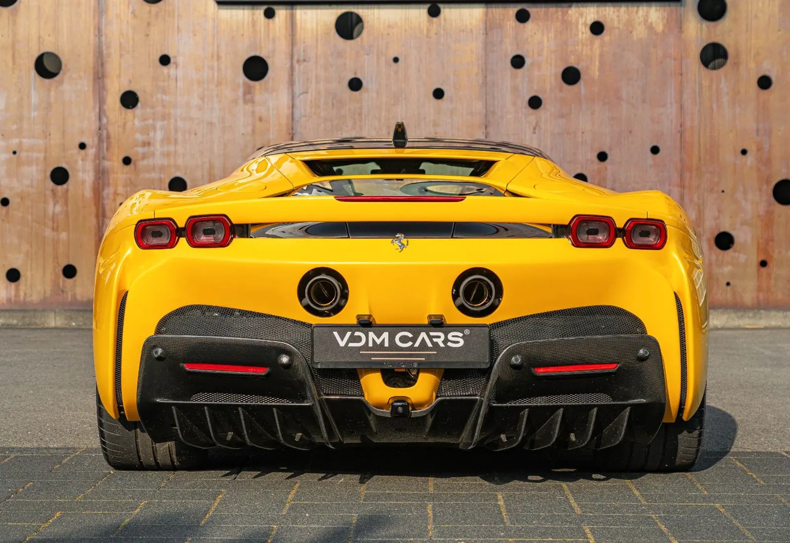 Ferrari SF90 Stradale * ATELIER * GIALLO TRIPLO * CARBON * TAILO - 138965