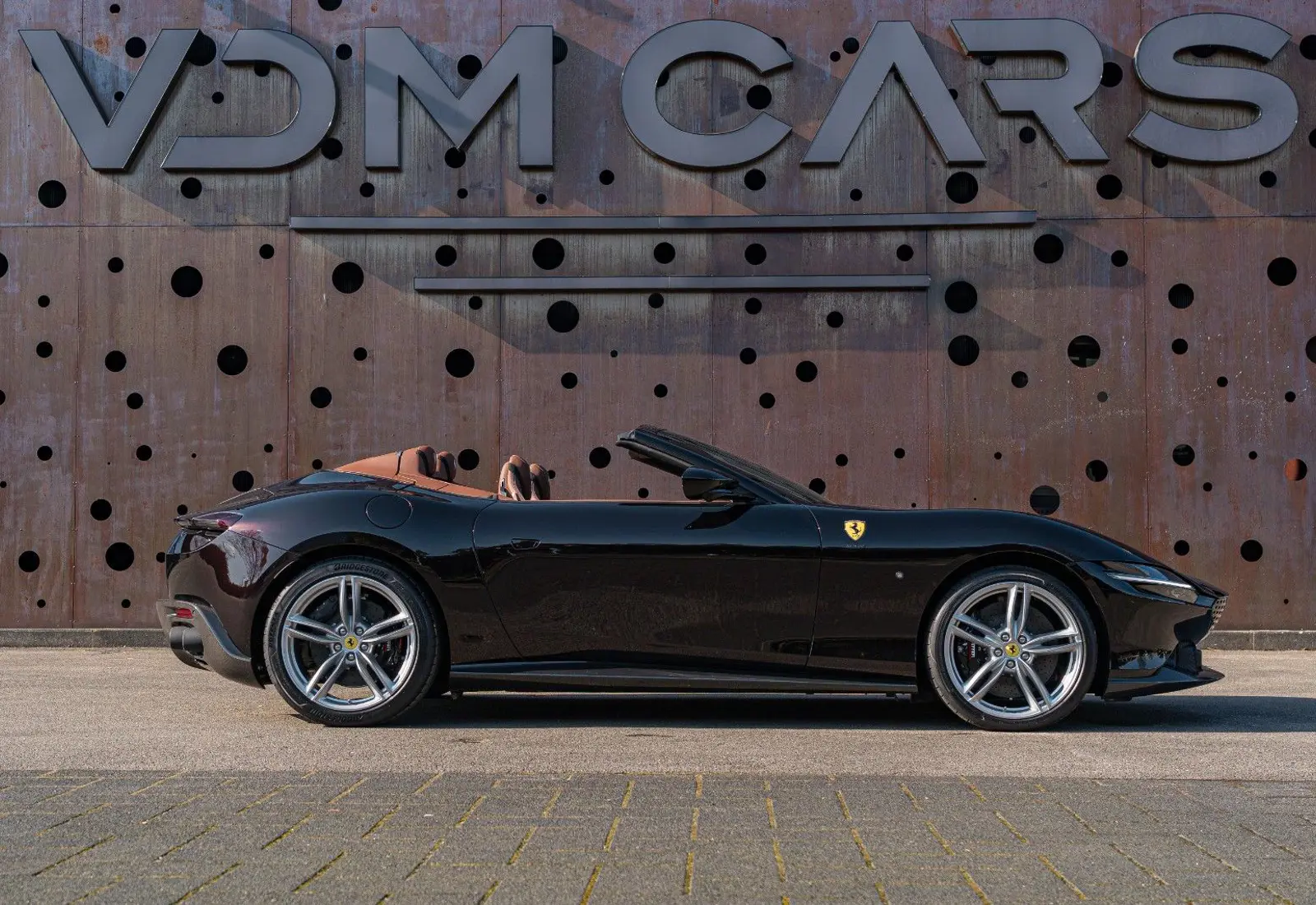 Ferrari Roma Spider * SPECIAL COLOR * ADAS * VENT * 360 * VOLL *  - 133335