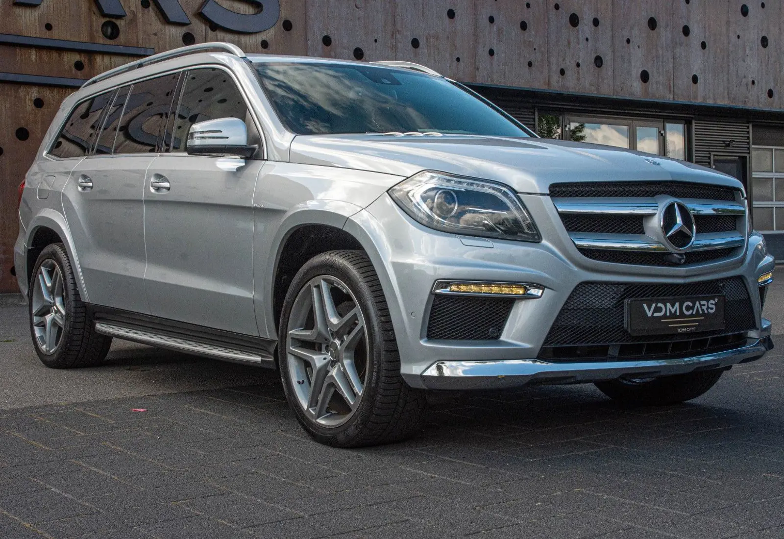 Mercedes-Benz GL 350 BlueTec 4M * AMG LINE * 7-SITZ * 360 * HARMAN *  - 114289