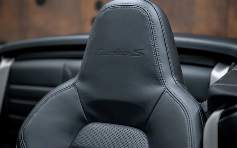 Porsche 911 Turbo S Cabriolet * PTS * LIFT * SPORTAUSPUFF * 360 *  - 171051