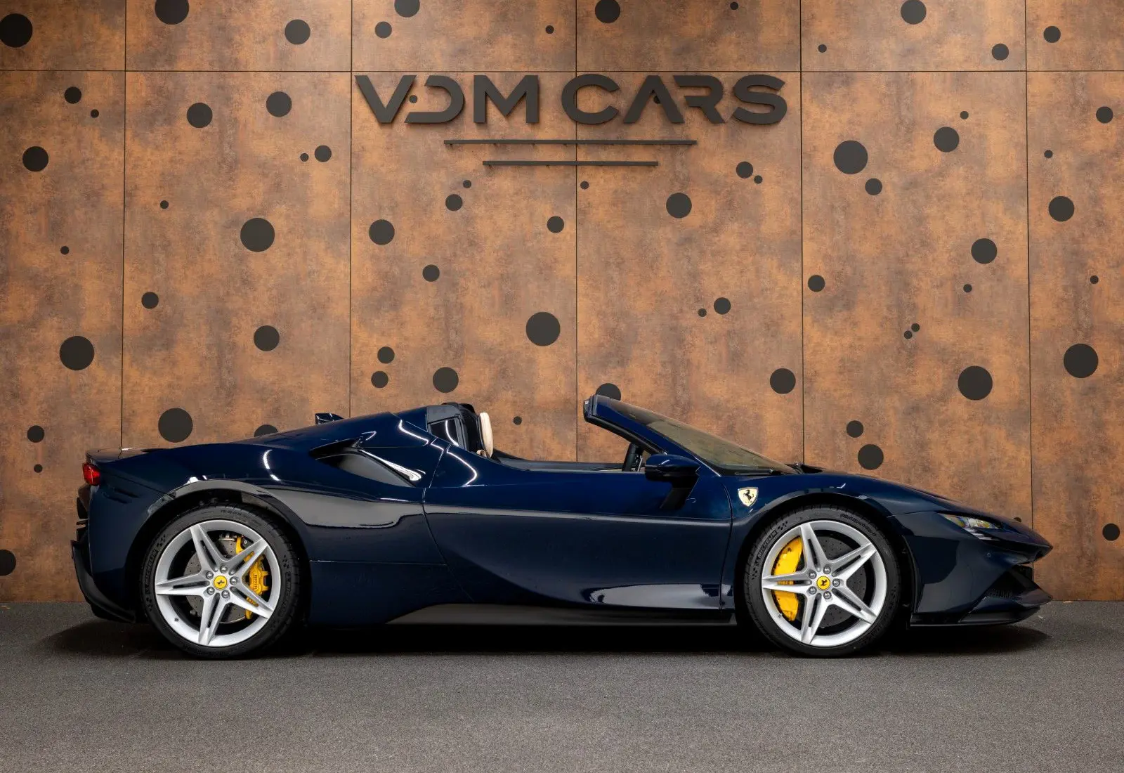 Ferrari SF90 Spider * LIFT * L-RACESEATS * CAMERA *  - 110668