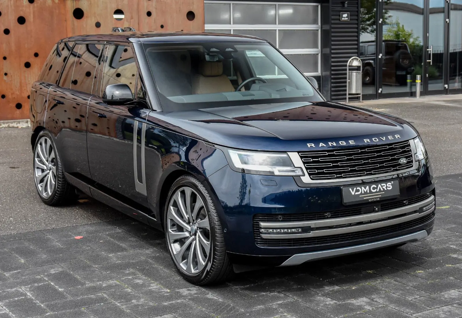 Land Rover Range Rover D300 HSE * BESPOKE * CARPLAY * PANO * 360 *  - 144935