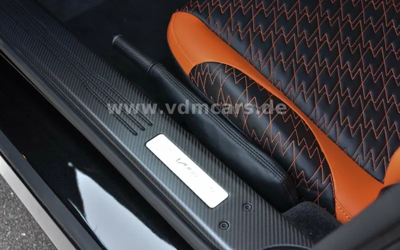 Aston Martin Vanquish Zagato Shooting Brake | 1 of 99 | NEW - 105166