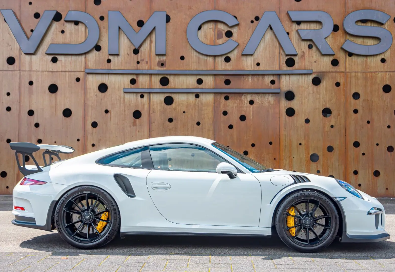 Porsche 911 GT3 RS * 923 KM * 1. BESITZER * PCCB * CARBON * MWST - 104624