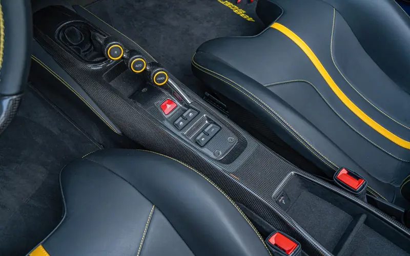 Ferrari 488 Pista Spider * ONLY 365 KM * CARBON (14x) * LIFT *  - 108494