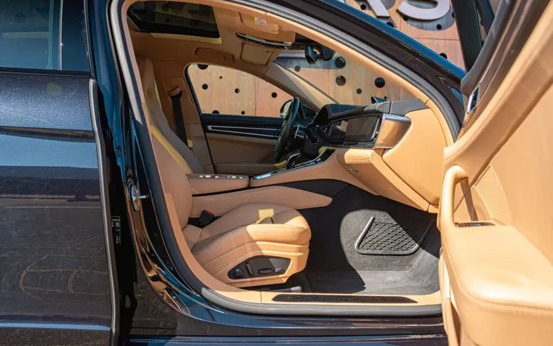 Porsche Panamera Sport Turismo 4 E-Hybrid Platinum Editi - 144988