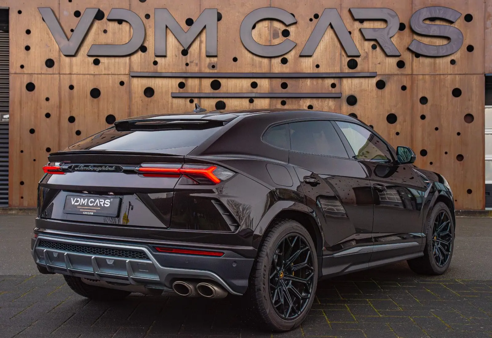 Lamborghini Urus * NERO GRANATUS * MASSAGE * ADAS * 360 * B&amp;O * SOFTCLO - 78366