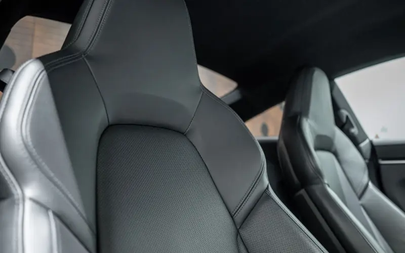 Porsche 911 Carrera 4S * 18-WEG * H.ACHSLENKUNG * SITZBELÜFT *  - 138457