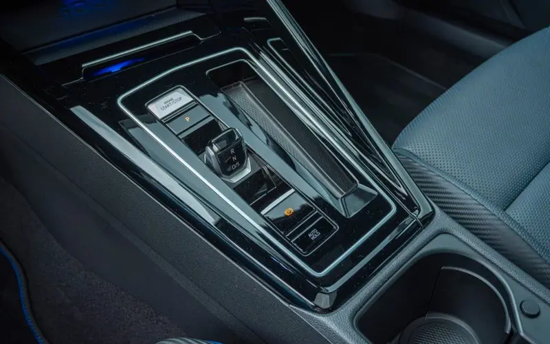 Volkswagen Golf VIII R 4Motion * AKRAPOVIC * STAGE 2 * PANO * PERF - 127691