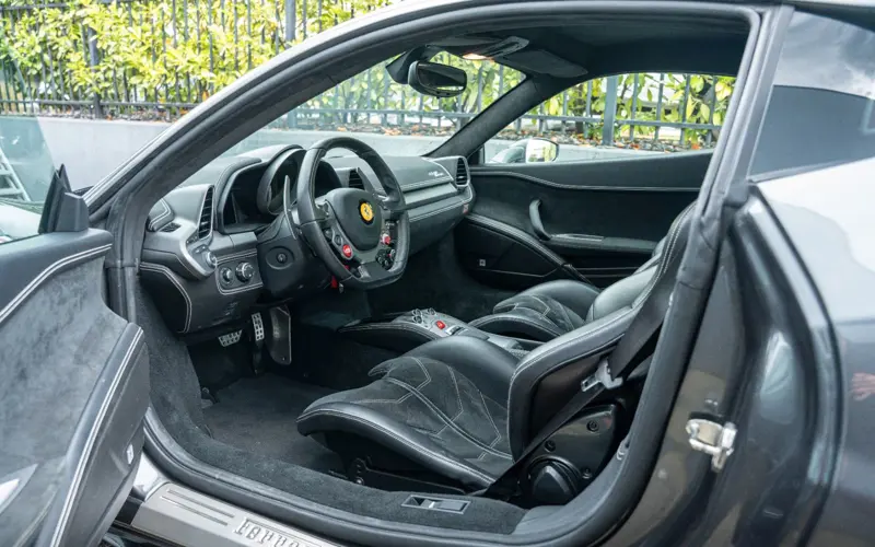 Ferrari 458 Italia * CARBON SEATS * LIFT * AFS * CAMERA * MWST *  - 153639