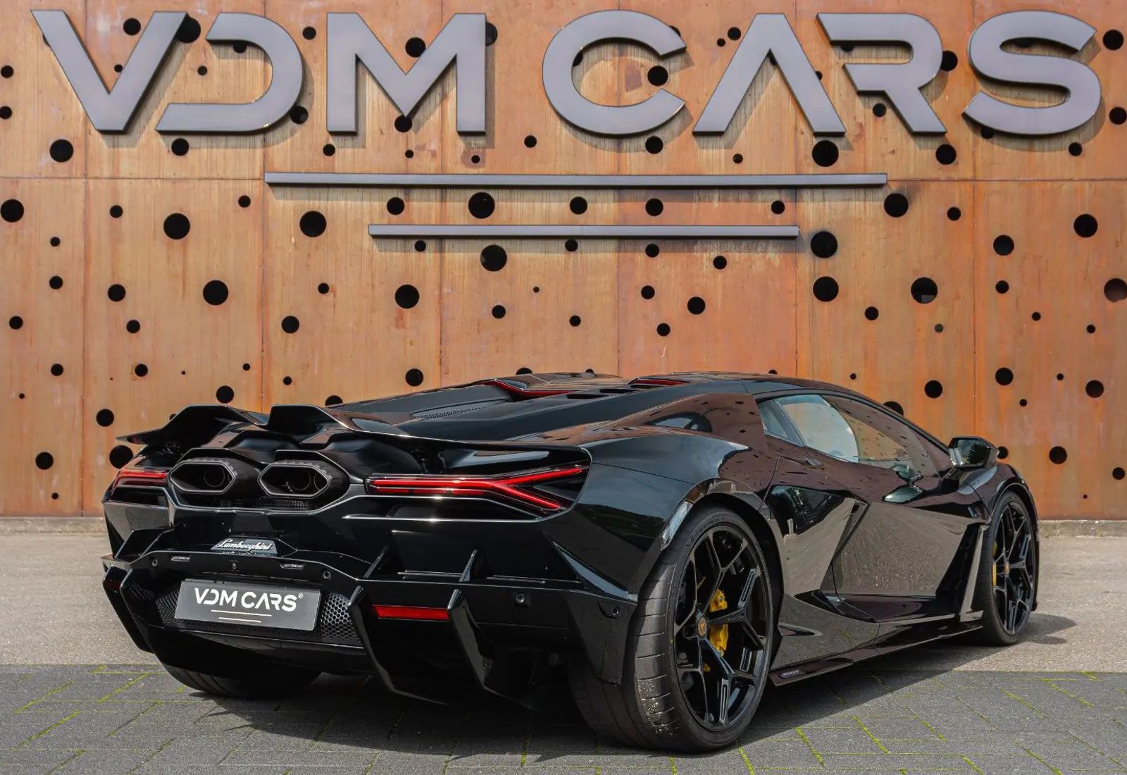 Lamborghini Revuelto 6.5 V12 * NEW CAR * AVAILABLE * BI COLOR - 114713