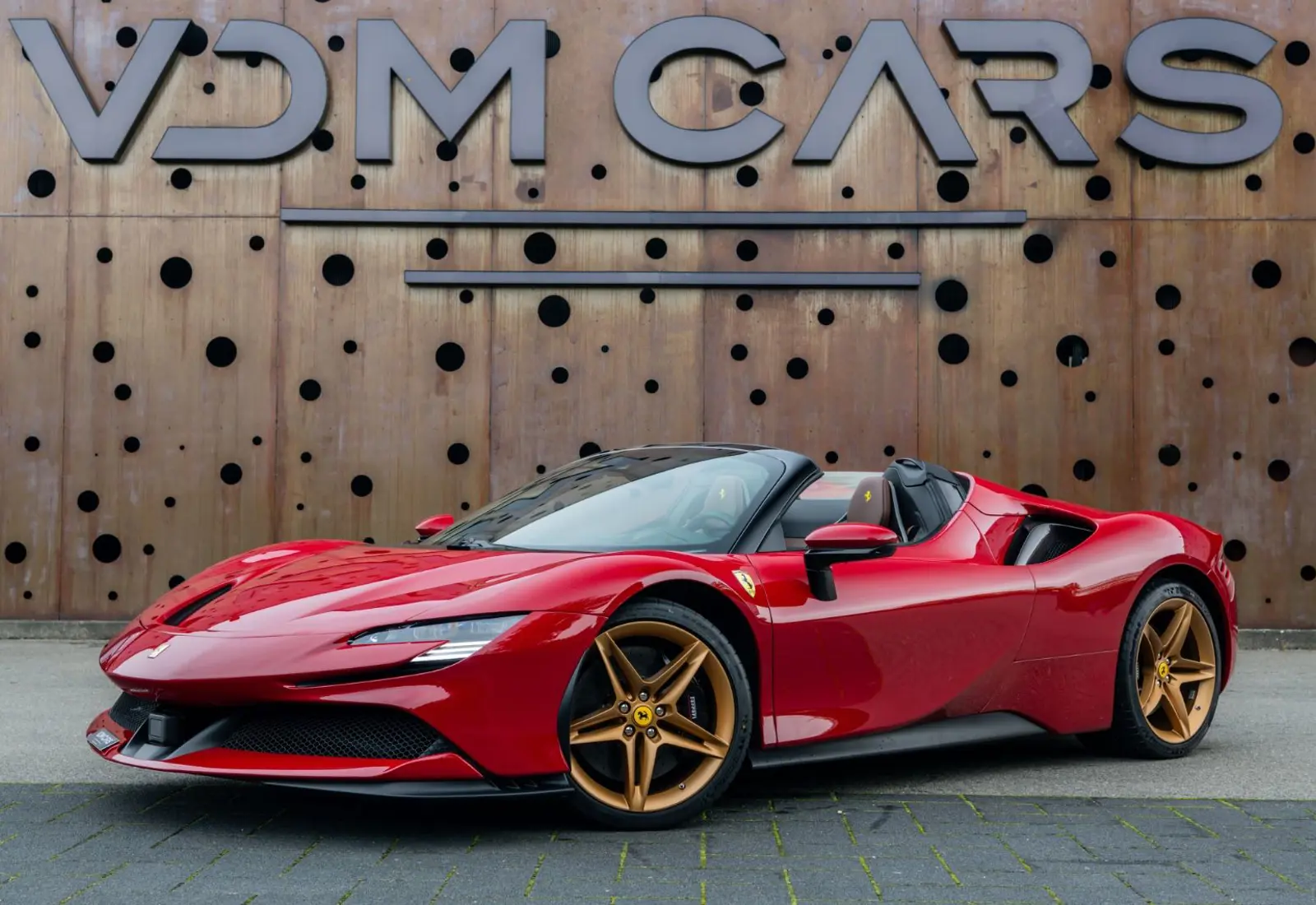 Ferrari SF90 Spider * LIFT * CARPLAY * AFS * TWO-TONE * CARBON *  - 166928