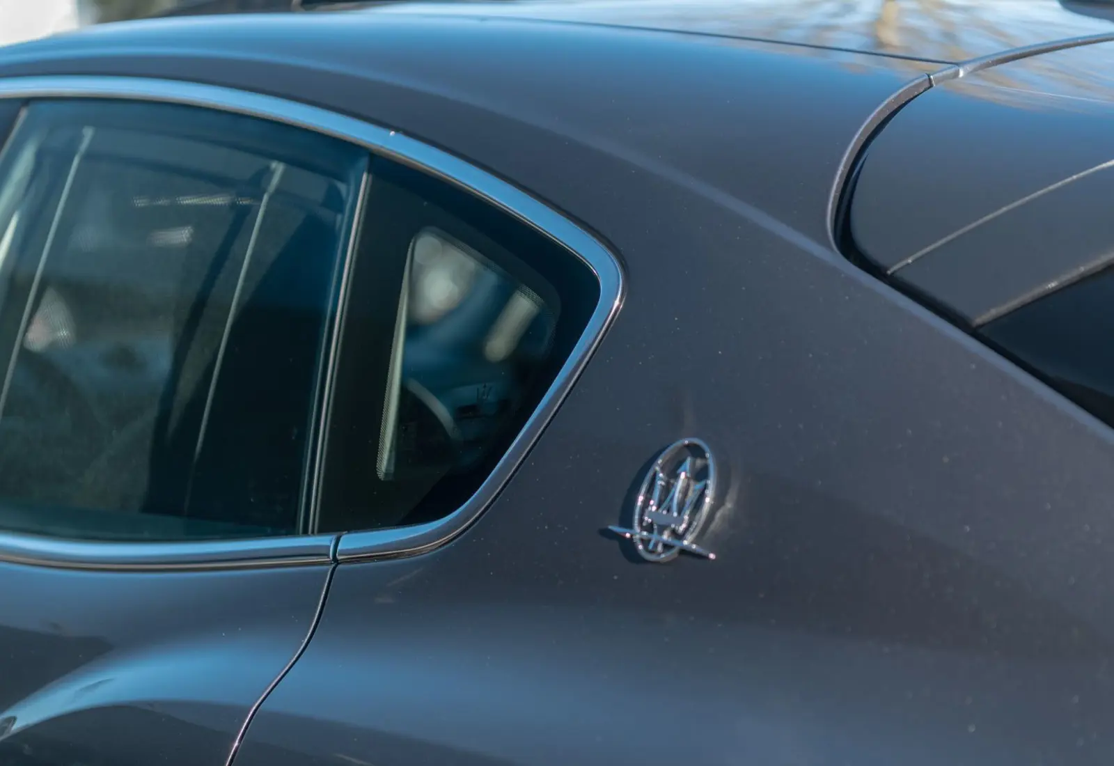 Maserati Levante Diesel * 1. HAND * SERVICE NEU * PANO * ACC * 360 - 122435