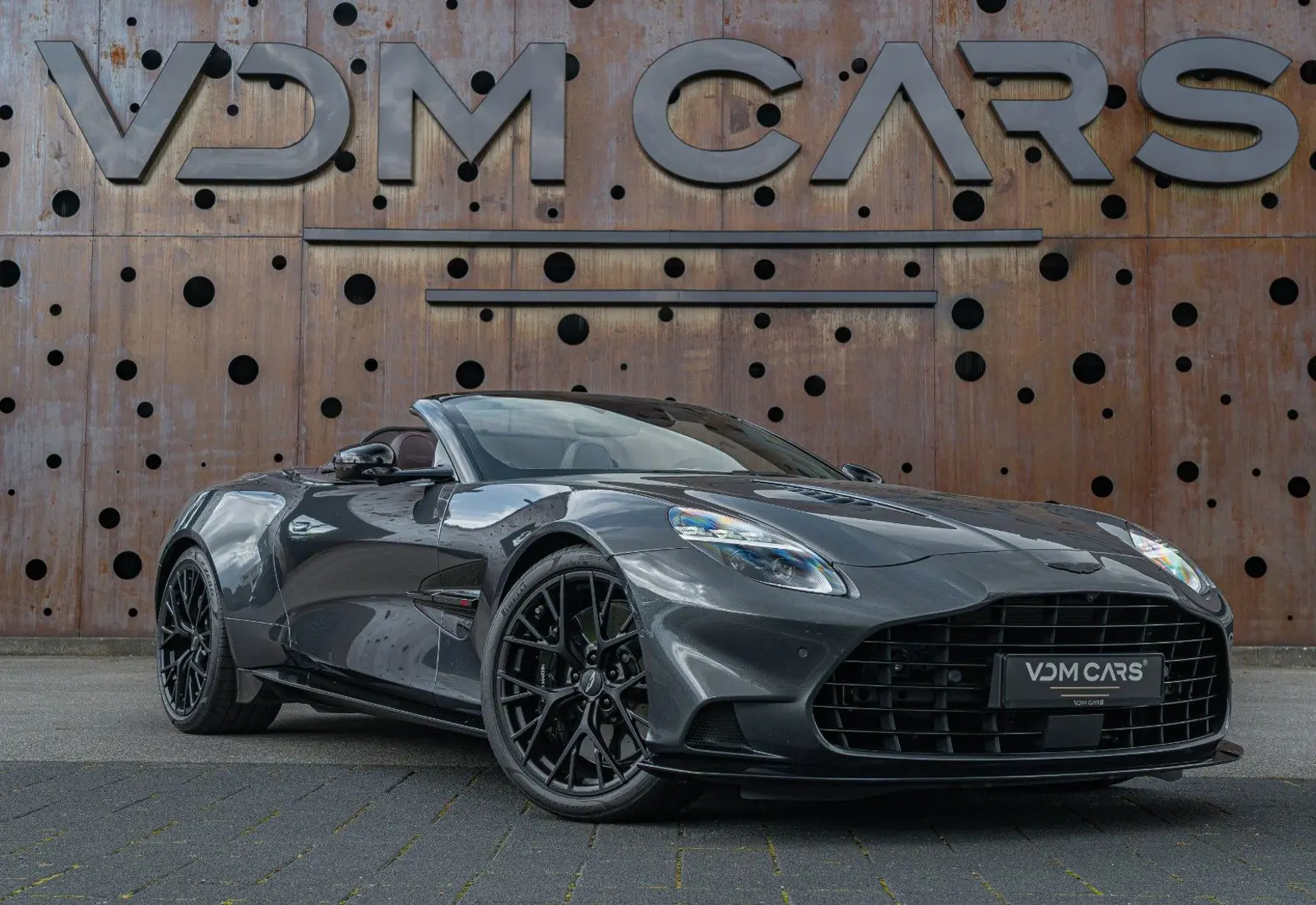 Aston Martin Vanquish Volante * Bowers &amp; Wilkins * Black-Pack *  - 145483