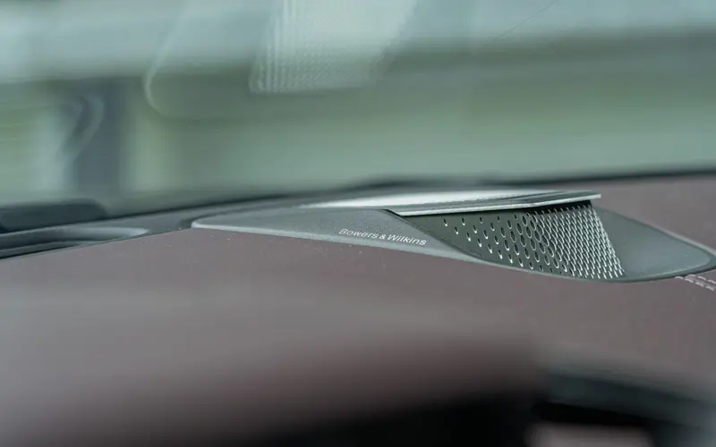 Aston Martin Vanquish Volante * Bowers &amp; Wilkins * Black-Pack *  - 145506