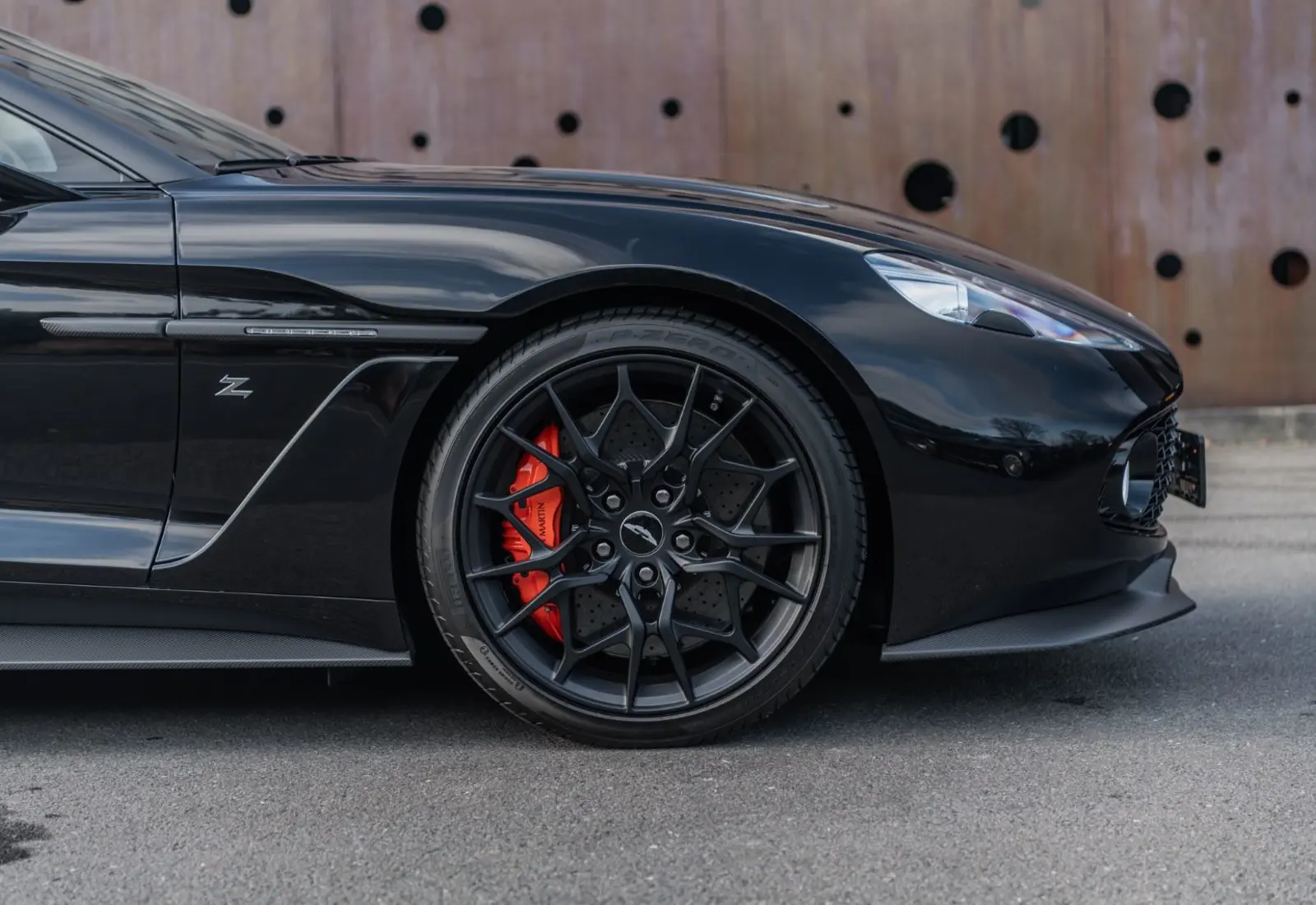 Aston Martin Vanquish Zagato Shooting Brake NEW SERVICE ! NEW - 125091