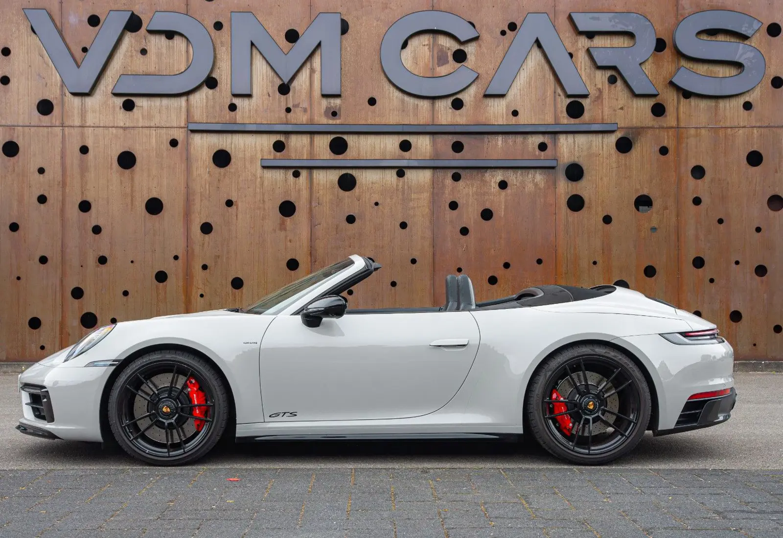 Porsche 911 Carrera 4 GTS Cabrio * 18 WEG * BOSE * SPORT * PASM *  - 84883