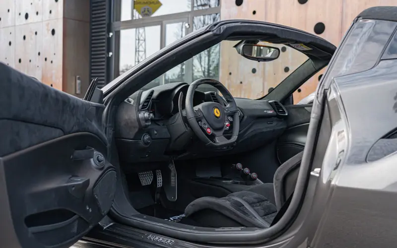 Ferrari 488 Pista Spider * CARBON 12X * 635KM * NEW SERVICE *  - 133215