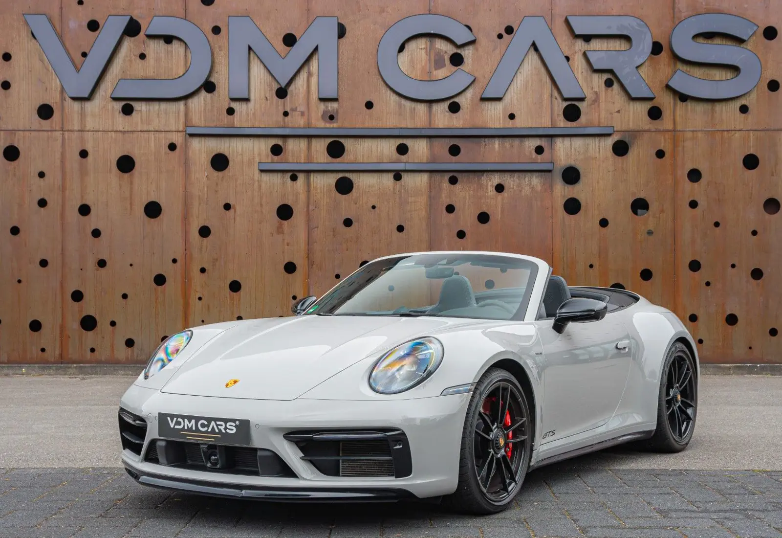 Porsche 911 Carrera 4 GTS Cabrio * 18 WEG * BOSE * SPORT * PASM *  - 84874