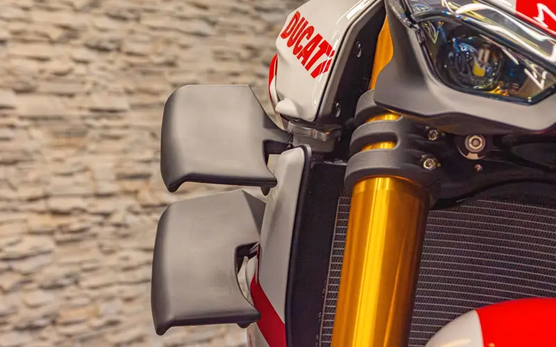 Ducati Streetfighter V4 Supreme. * 1 OF 250 LIMITED ED - 105577