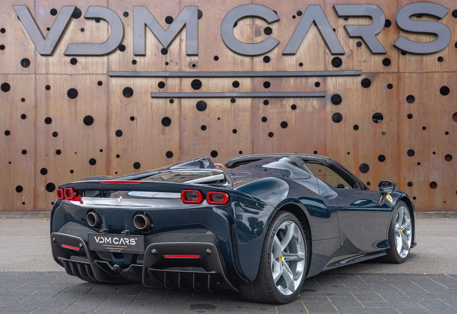 Ferrari SF90 Spider * CARBON(12x) * CARPLAY * LIFT * TWO-TONE *  - 110891