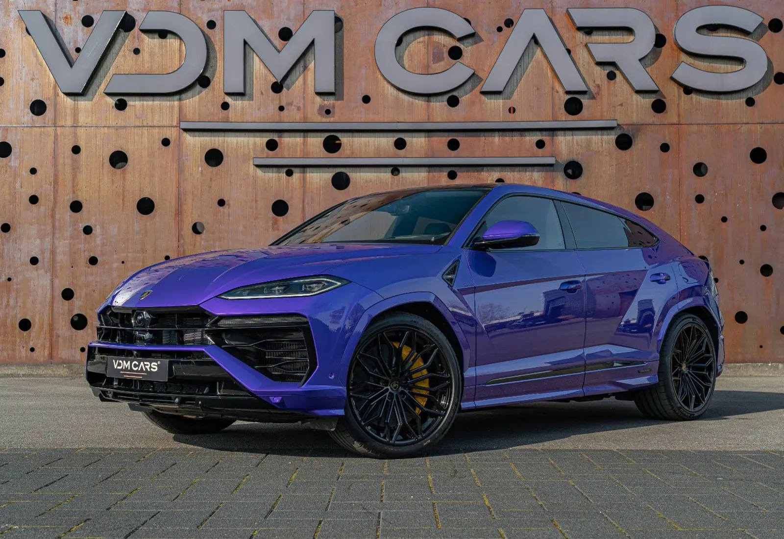 Lamborghini Urus SE * AD PERSONAM * VIOLA HONGKONG * MASSAGE * VOLL - 135971