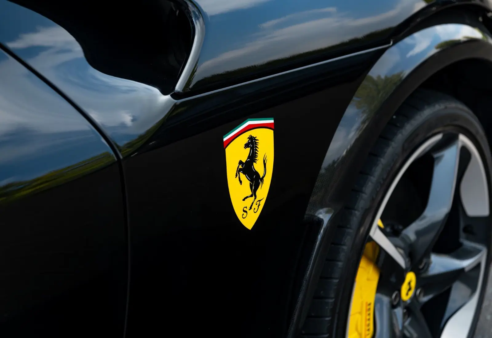 Ferrari Purosangue V12 * FULL CARBON * PANO * LIFT * VENT - 117939
