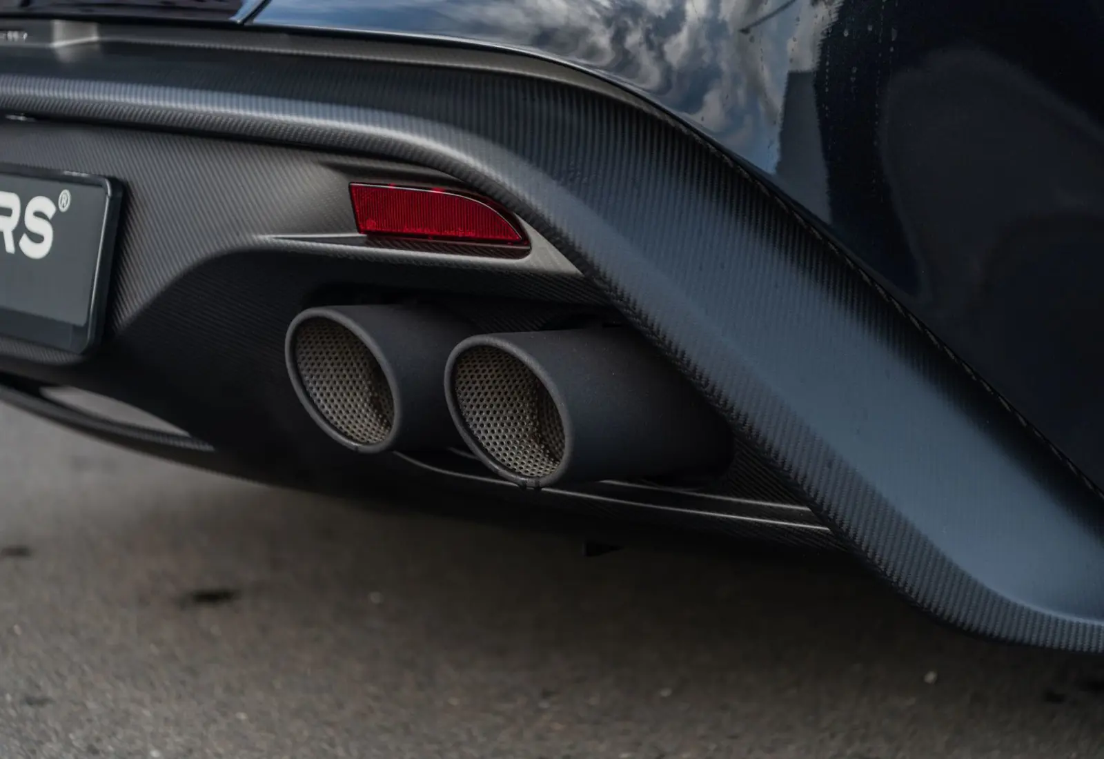 Aston Martin Vanquish Zagato Shooting Brake NEW SERVICE ! NEW - 125096