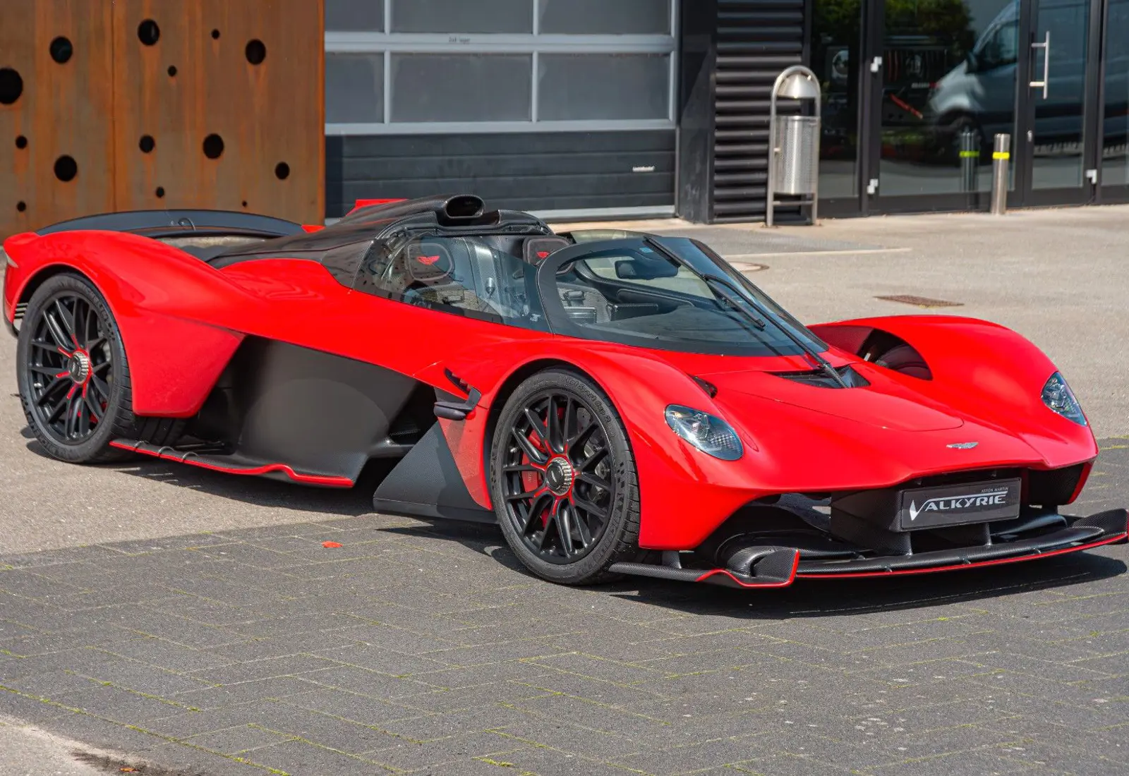 Aston Martin Valkyrie SPIDER * Q-COMMISSION * COLLECTOR PLAN *  - 126202