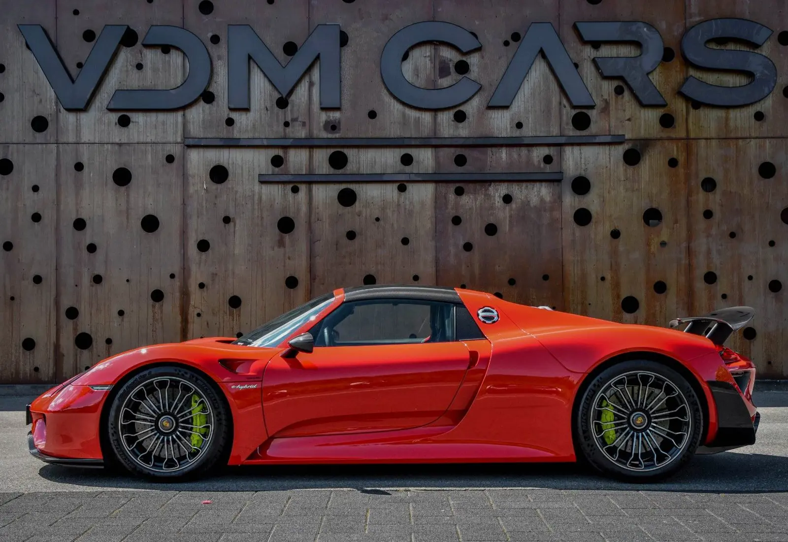 Porsche 918 Spyder * 1 OWNER * WEISSACH PARTS * WARTUNG NEU *  - 68863