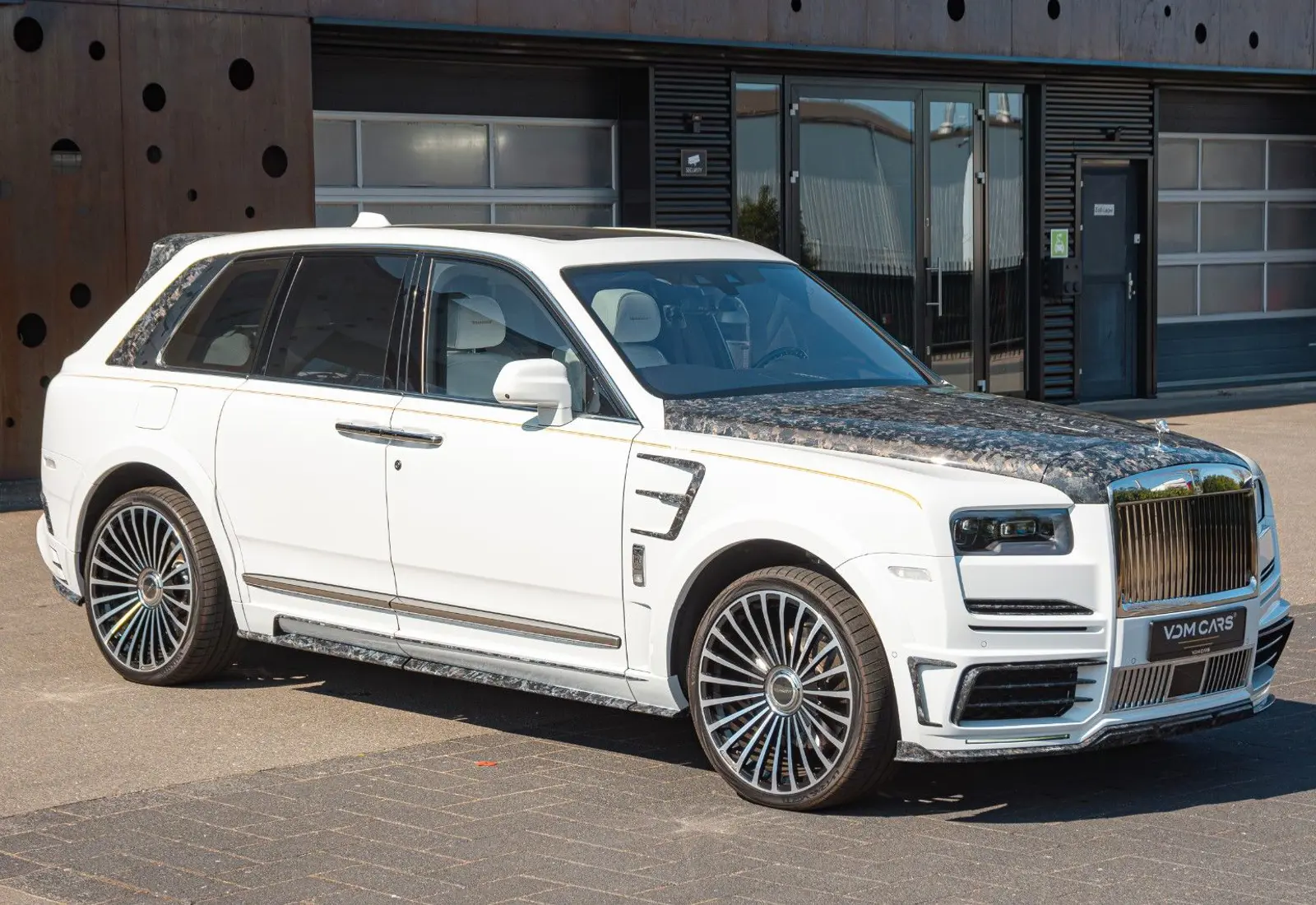 Rolls-Royce Cullinan MANSORY * FORGED CARBON * ONLY 7600 KM *  - 166830