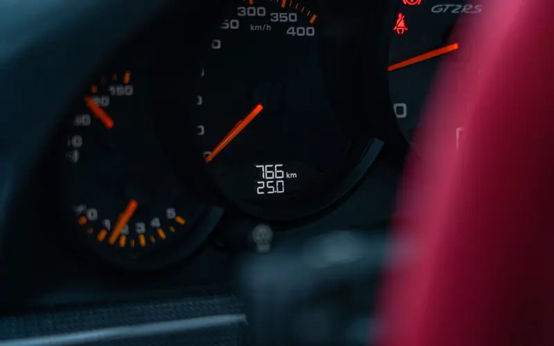 Porsche 911 GT2 RS * WEISSACH * 1.HAND * NUR 732KM * CLUBSPORT - 135834