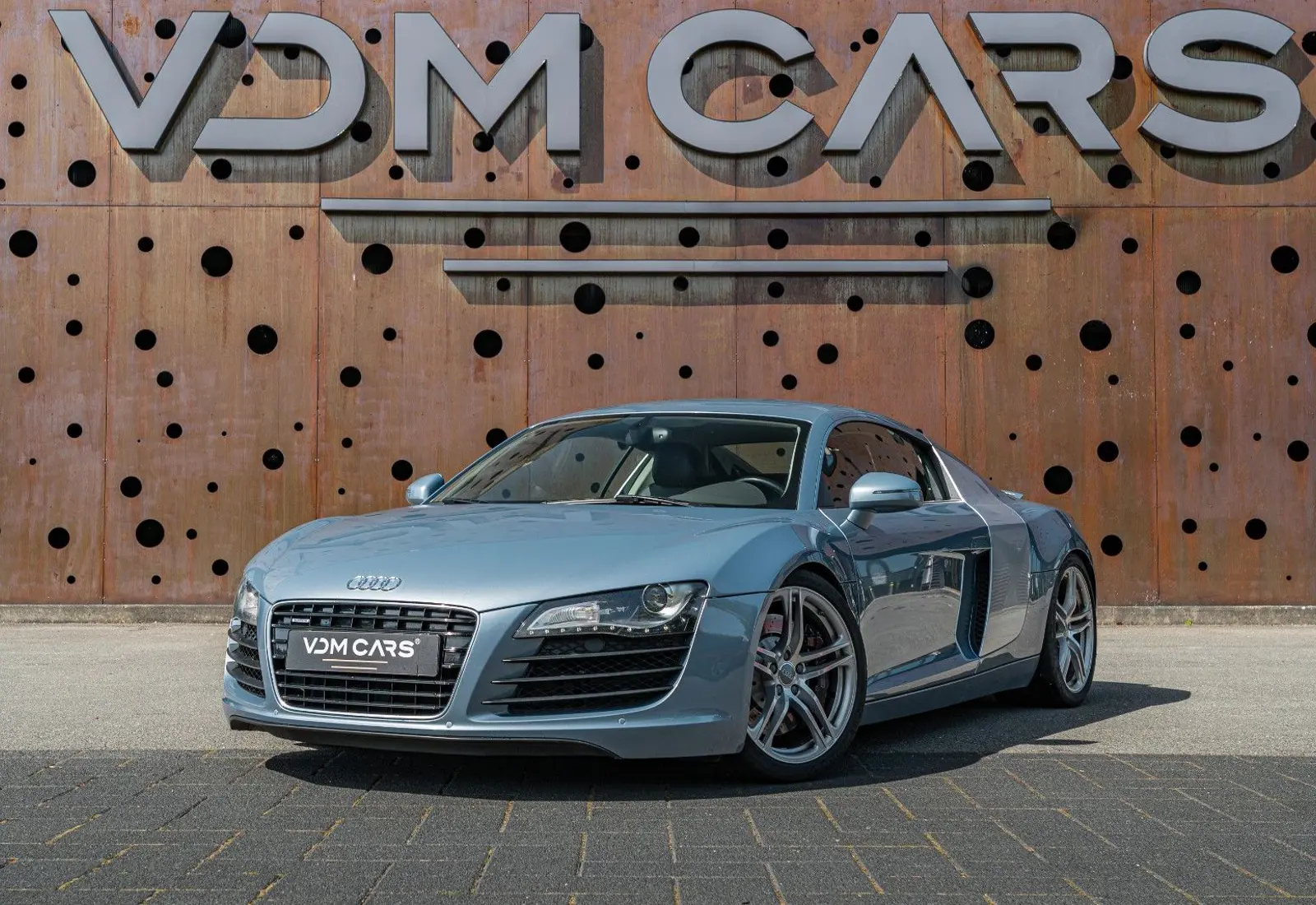 Audi R8 Coupe 4.2 FSI quattro * HANDSCHALTER * TITAN * B&amp;O - 167843