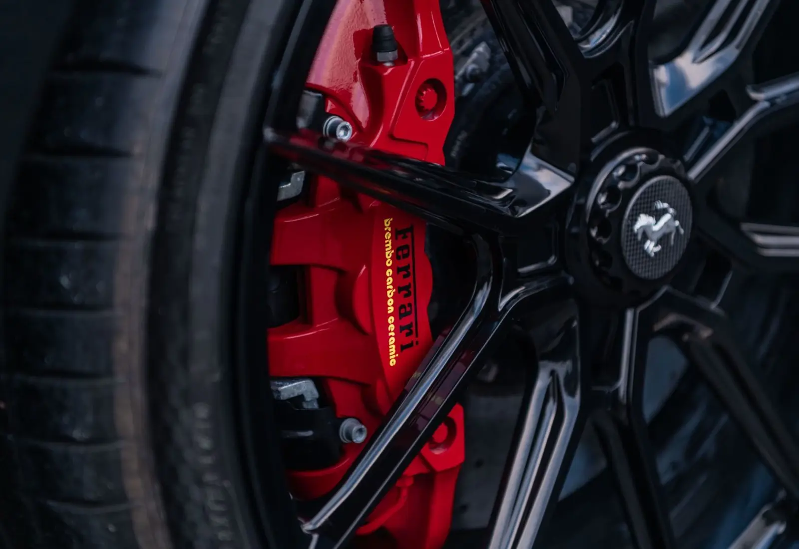 Ferrari 812 GTS * NOVITEC * LIFT * AFS2 * CARBON * SURROUND * DREAM - 127020