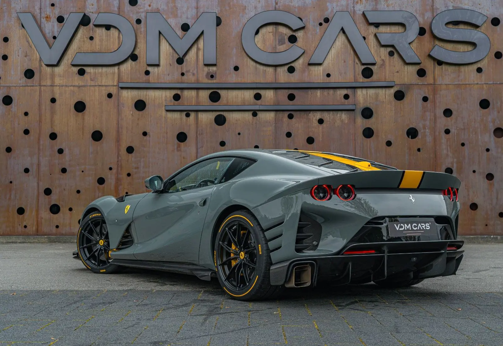 Ferrari 812 Competizione * 1 of 8 color ! * GRIGIO MEDIO *  - 137989