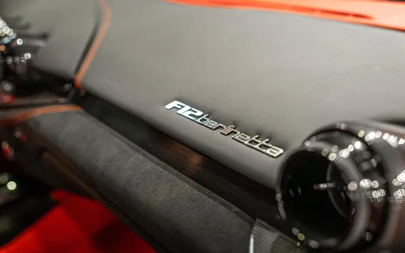 Ferrari F12 Berlinetta * ALCANTARA * CUSTOM * CARBON *  - 135028