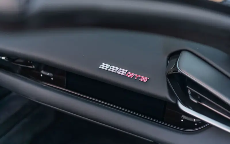 Ferrari 296 GTS N-LARGO * 1 OF 15 * FULL CARBON * LIFT * ADAS *  - 124828