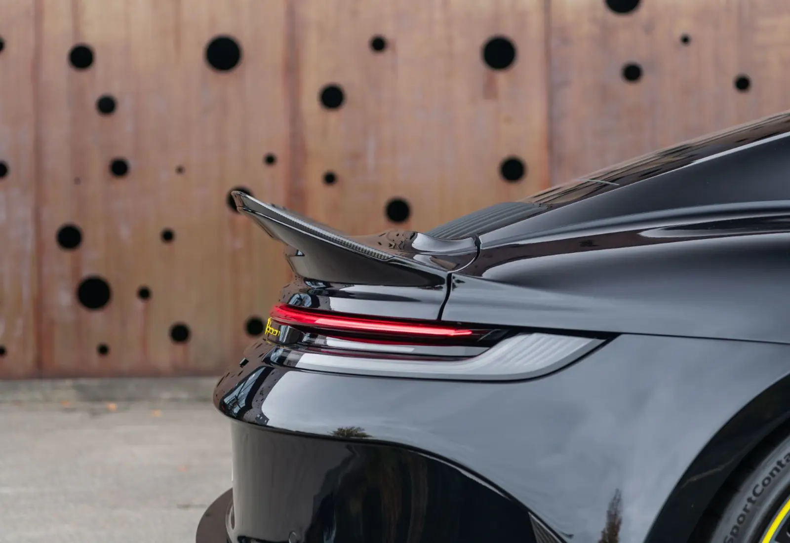 Porsche 992 BRABUS ROCKET R * 1 OF 25 * 900HP * CARBON * LIFT *  - 135048