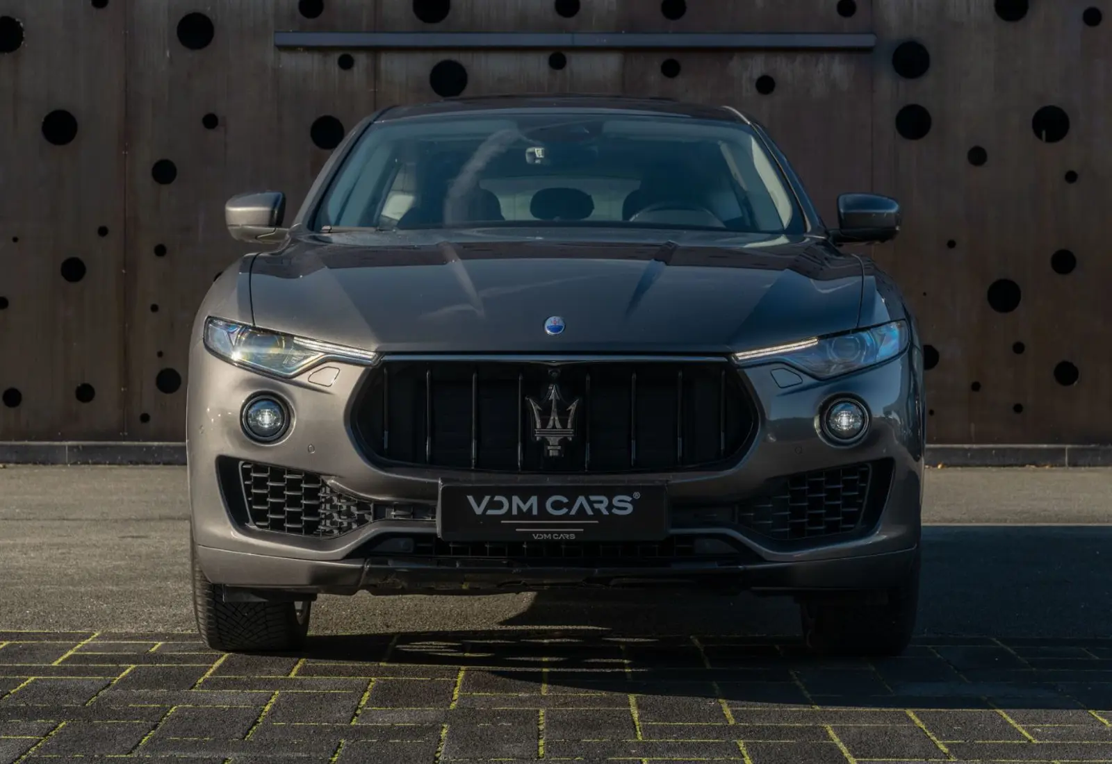 Maserati Levante Diesel * 1. HAND * SERVICE NEU * PANO * ACC * 360 - 126943