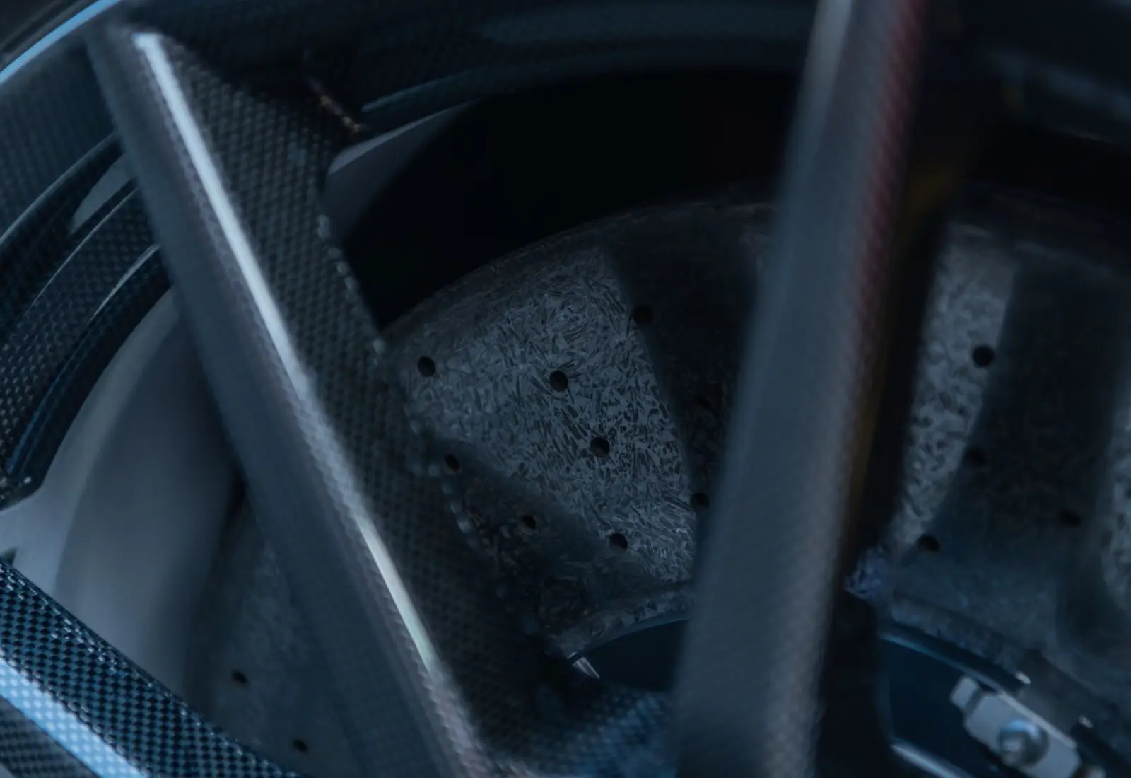 Ferrari 296 GTB * 1.HAND * CARBON * CARBON FELGEN * LIFT *  - 134455