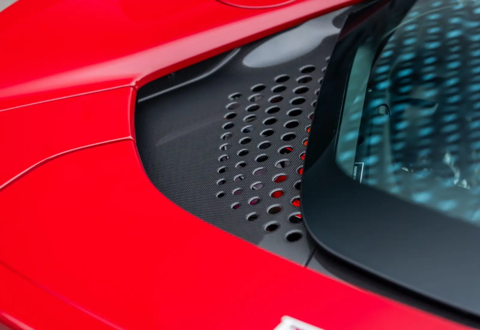 Ferrari SF90 Spider * LIFT * CARPLAY * AFS * TWO-TONE * CARBON *  - 166941