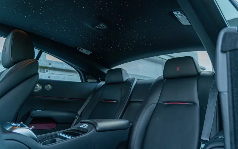 Rolls-Royce Wraith 6.6 V12 * MASSAGE * BESPOKE * DRIVE ASSIST+ *  - 134357